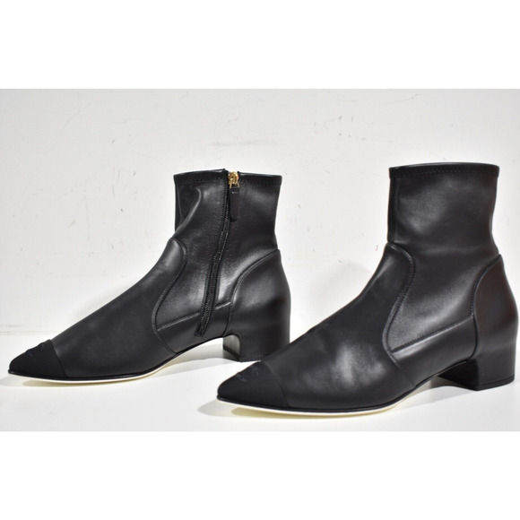 Chanel 21C Black Stretch Lambskin CC Pointed Toe Zipper Ankle Short Boots 40 - Picture 8 of 10